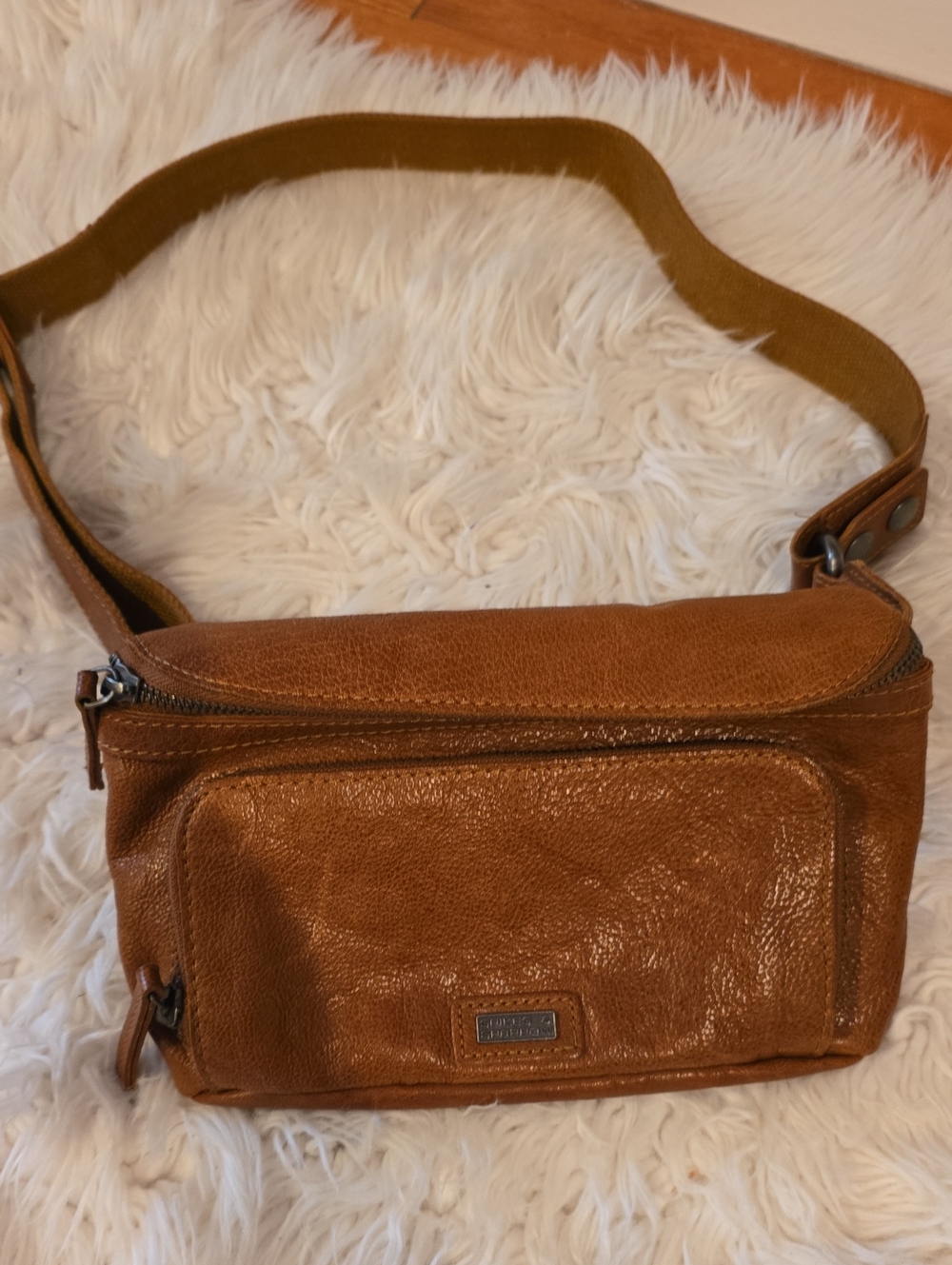Spike & Sparrow Leather Belt Bag with Adjustable Strap